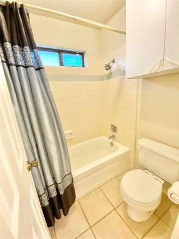 5714 Louise Way Drive, Arlington, TX 76017