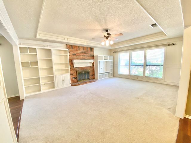 5714 Louise Way Drive, Arlington, TX 76017