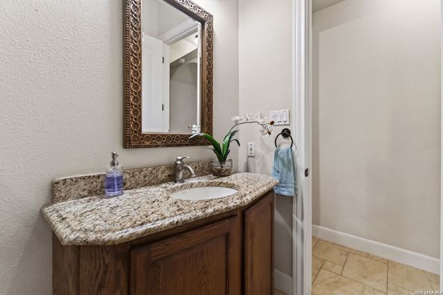 178 CONCHO LN, Boerne, TX 78006