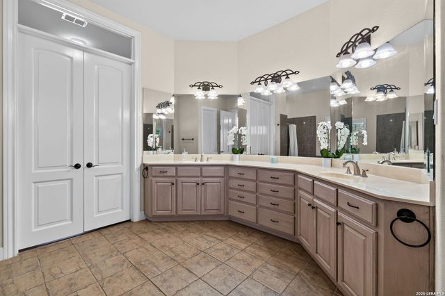 178 CONCHO LN, Boerne, TX 78006