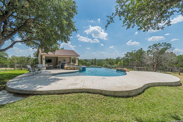 178 CONCHO LN, Boerne, TX 78006