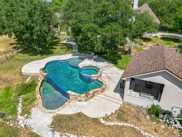 178 CONCHO LN, Boerne, TX 78006