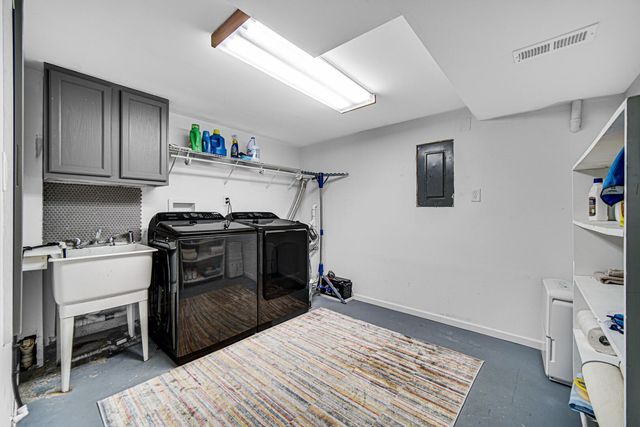 3113 Devonshire Circle, Crown Point, IN 46307
