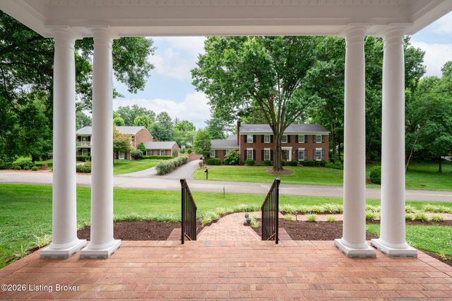 5523 Apache Rd, Louisville, KY 40207
