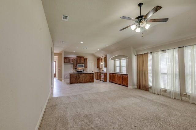 1002 Star Grass Drive, Mansfield, TX 76063