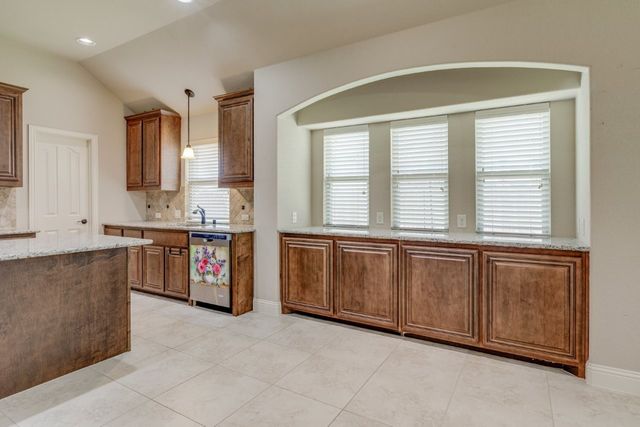 1002 Star Grass Drive, Mansfield, TX 76063
