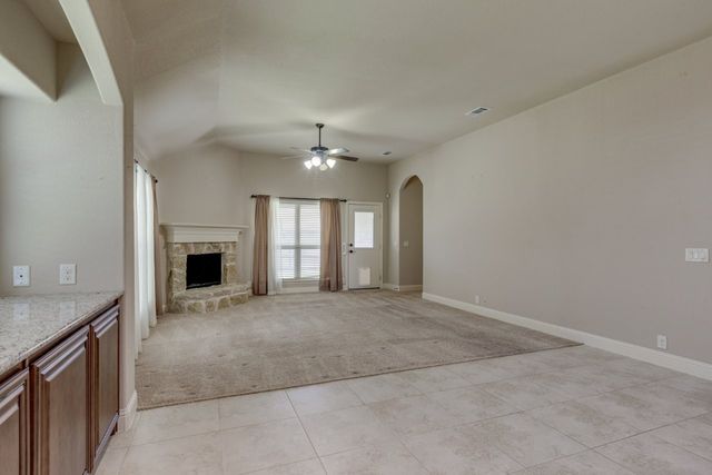 1002 Star Grass Drive, Mansfield, TX 76063