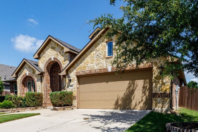 1002 Star Grass Drive, Mansfield, TX 76063