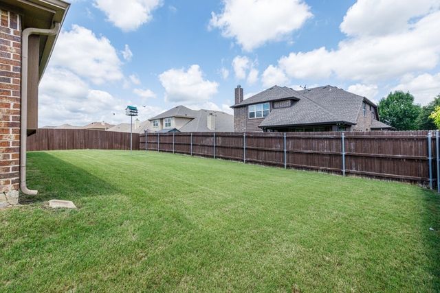 1002 Star Grass Drive, Mansfield, TX 76063