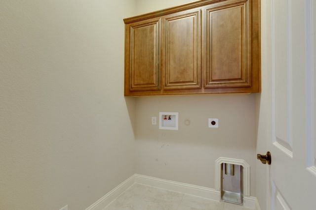 1002 Star Grass Drive, Mansfield, TX 76063