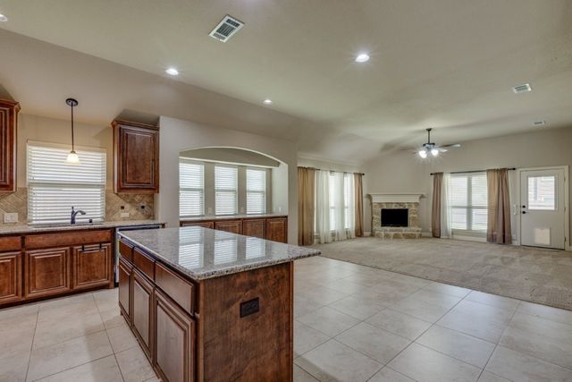 1002 Star Grass Drive, Mansfield, TX 76063