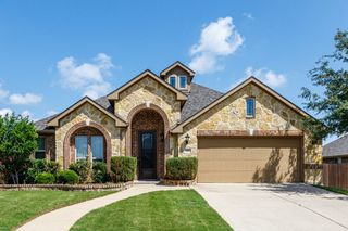1002 Star Grass Drive, Mansfield, TX 76063