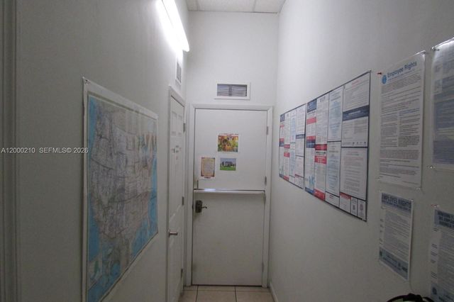 4330 SW 8th St, Coral Gables, FL 33134