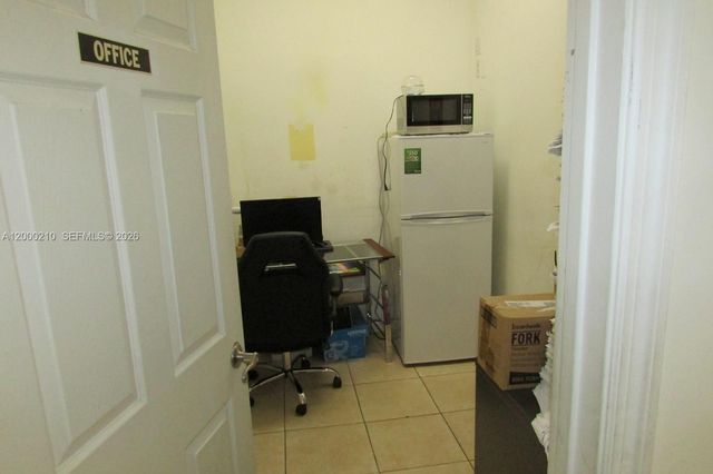 4330 SW 8th St, Coral Gables, FL 33134