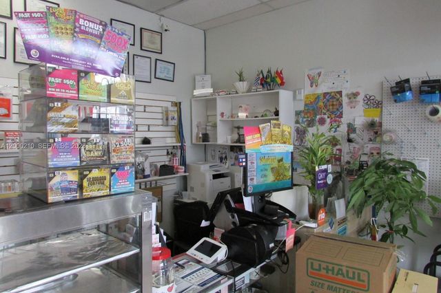 4330 SW 8th St, Coral Gables, FL 33134