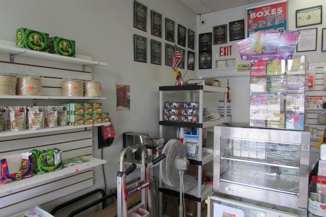 4330 SW 8th St, Coral Gables, FL 33134