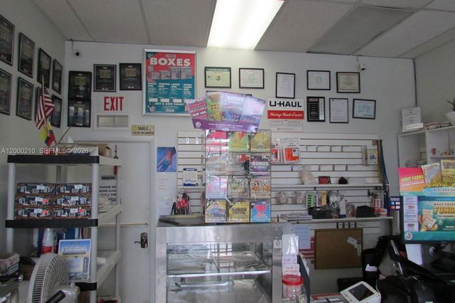 4330 SW 8th St, Coral Gables, FL 33134