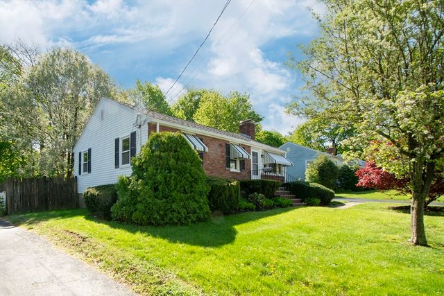 81 Livoli Ave, Braintree, MA 02184