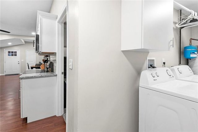 1120 Splitlog Avenue, Kansas City, KS 66102