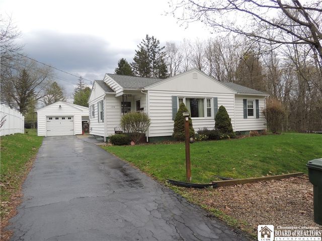 124 Niagara Avenue, Jamestown, NY 14701