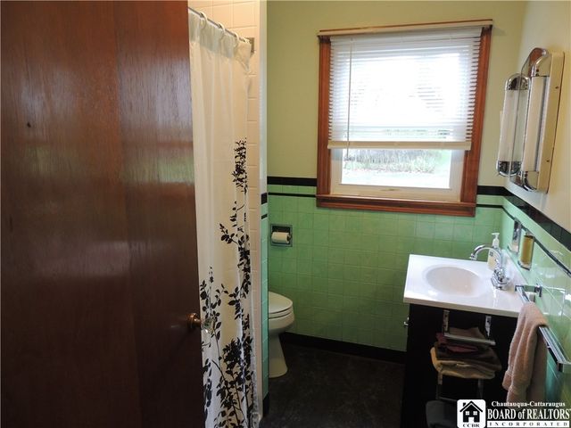124 Niagara Avenue, Jamestown, NY 14701