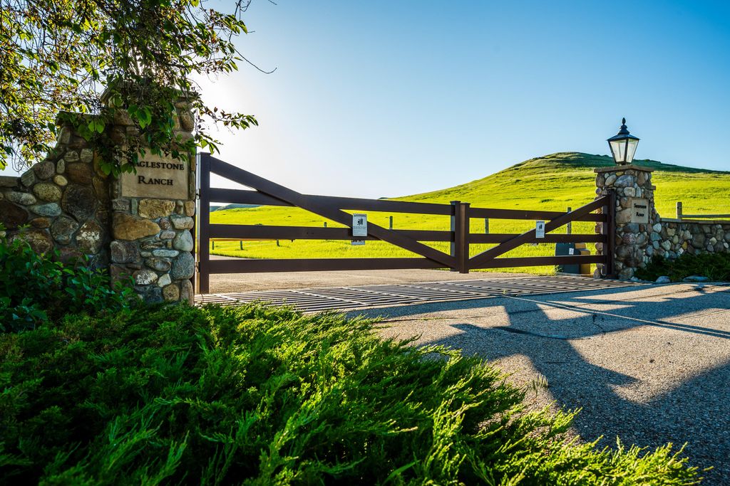 42 Shepards Road, Big Horn, WY 82833 photo 4