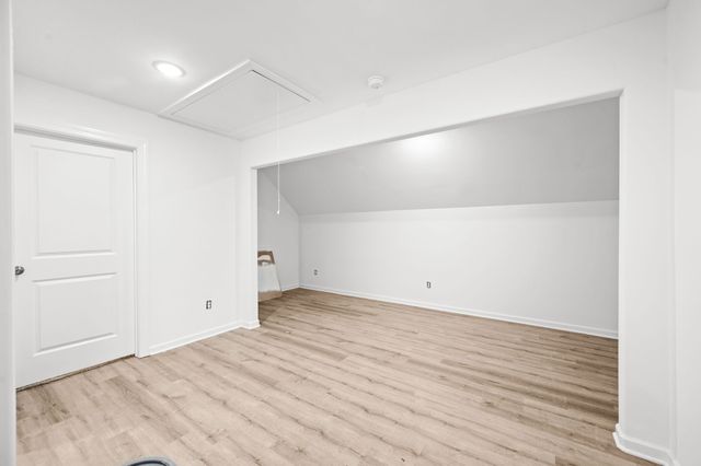 701 Harpeth Knoll Ct, Nashville, TN 37221