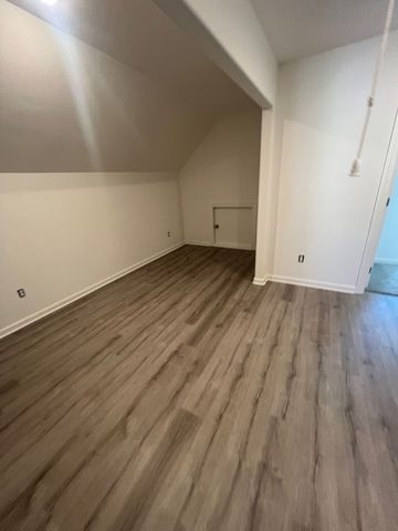 701 Harpeth Knoll Ct, Nashville, TN 37221