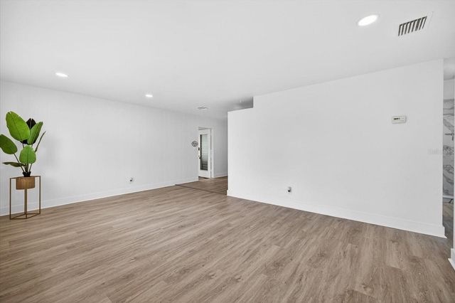 8391 54TH STREET N, Pinellas Park, FL 33781