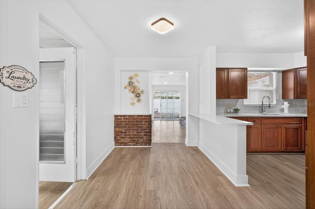 8391 54TH STREET N, Pinellas Park, FL 33781