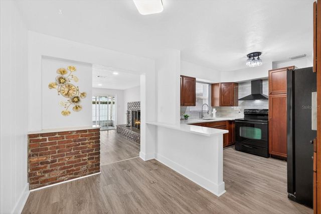 8391 54TH STREET N, Pinellas Park, FL 33781