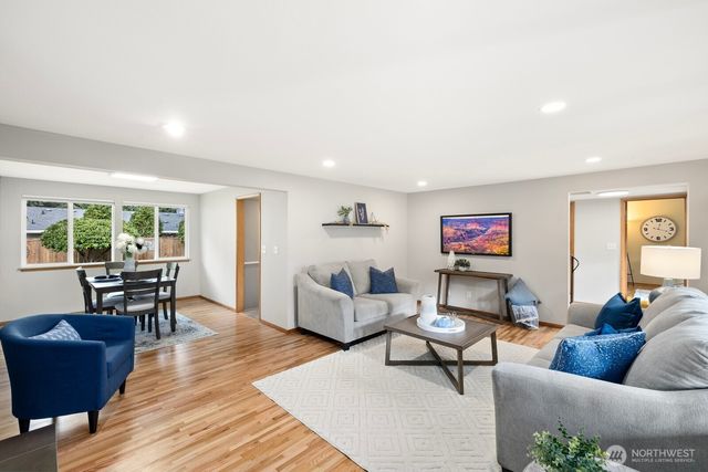 1436 Evergreen Place, Fircrest, WA 98466