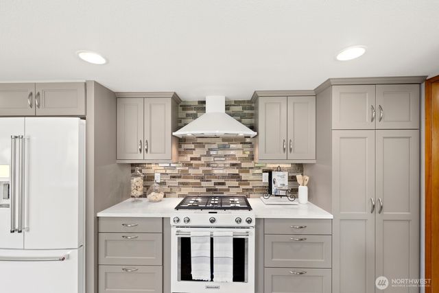 1436 Evergreen Place, Fircrest, WA 98466