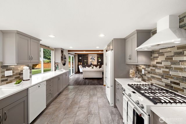 1436 Evergreen Place, Fircrest, WA 98466