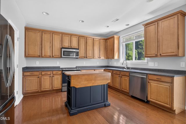 402 Otter Cliff Way, Cary, NC 27519