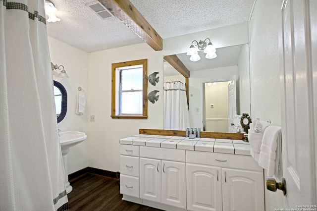 1683 KUEHLER AVE, New Braunfels, TX 78130