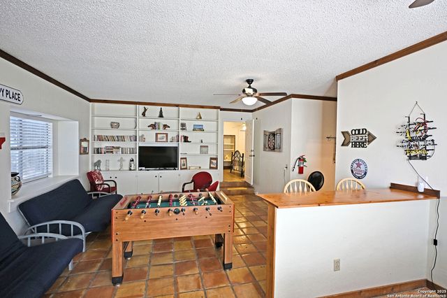 1683 KUEHLER AVE, New Braunfels, TX 78130