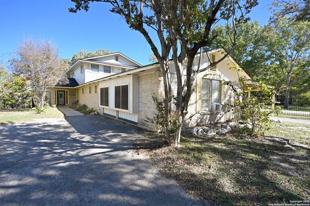 1683 KUEHLER AVE, New Braunfels, TX 78130
