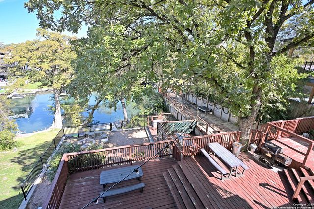 1683 KUEHLER AVE, New Braunfels, TX 78130