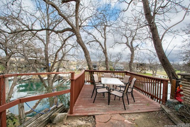 1683 KUEHLER AVE, New Braunfels, TX 78130