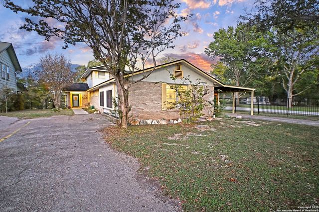 1683 KUEHLER AVE, New Braunfels, TX 78130