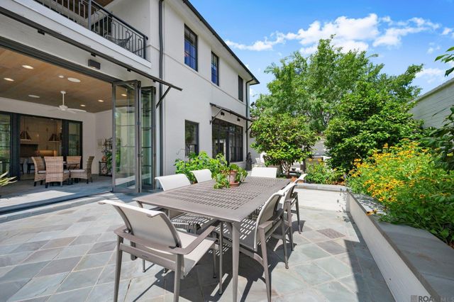 7313 Willow Grove Blvd, Baton Rouge, LA 70810