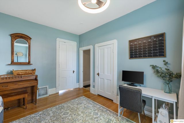 516 W Angus Street, Gretna, NE 68028