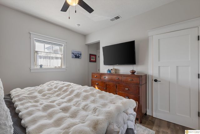 516 W Angus Street, Gretna, NE 68028