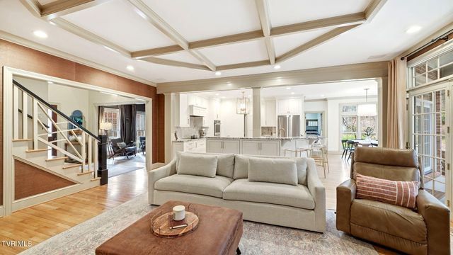 1000 Huntington Court, Kingsport, TN 37660