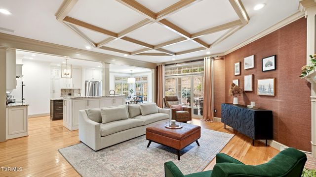 1000 Huntington Court, Kingsport, TN 37660