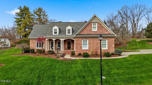 1000 Huntington Court, Kingsport, TN 37660