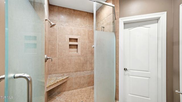 1000 Huntington Court, Kingsport, TN 37660