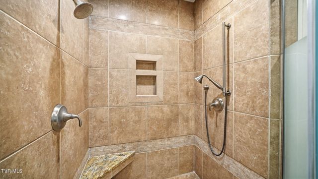 1000 Huntington Court, Kingsport, TN 37660