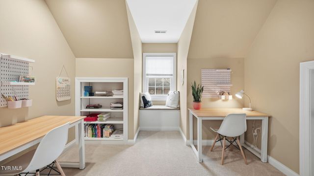 1000 Huntington Court, Kingsport, TN 37660